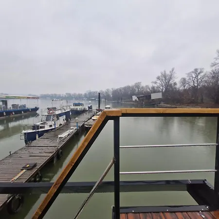 Apartment Houseboat Belgrade
